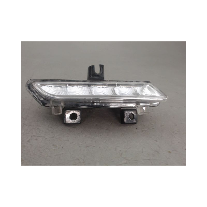 FEUX POSITION DROIT RENAULT CLIO