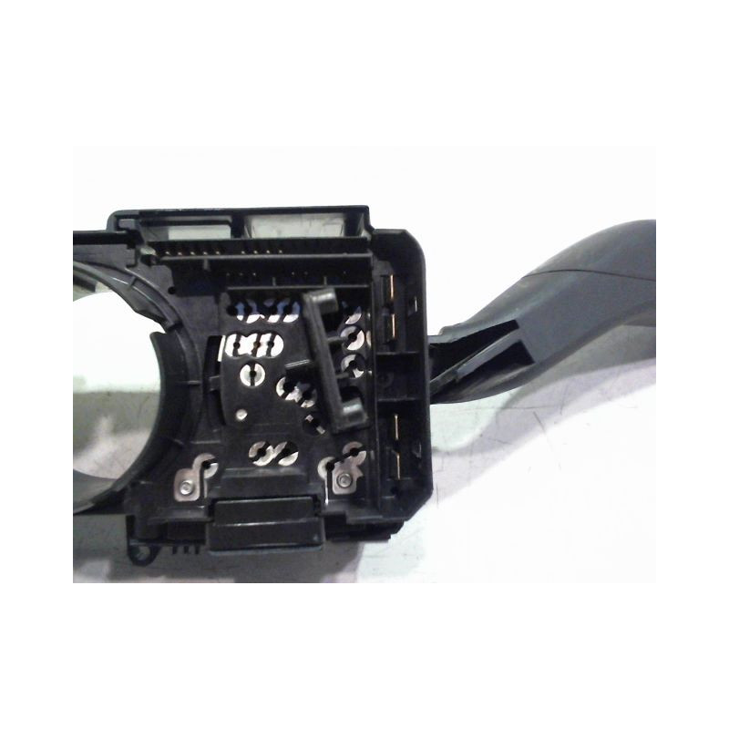 BLOC COMMODOS VOLKSWAGEN POLO IV Phase 1 2002-2005