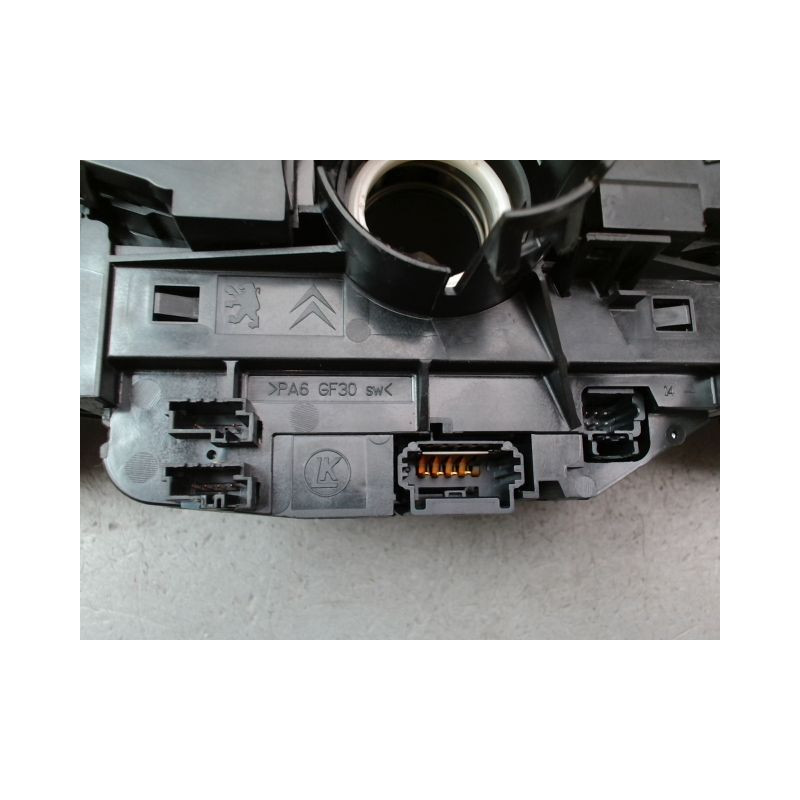 BLOC COMMODOS PEUGEOT 5008 MONOSP. I Phase 1 2009-2013