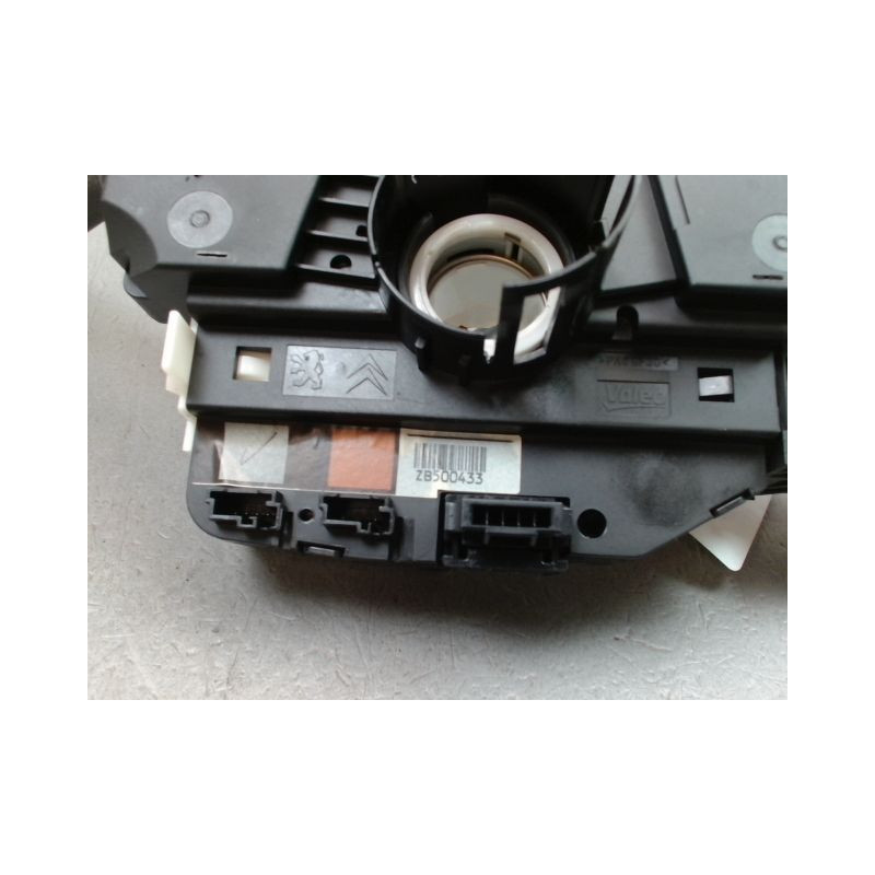 BLOC COMMODOS PEUGEOT 208 Phase 1 2012-...