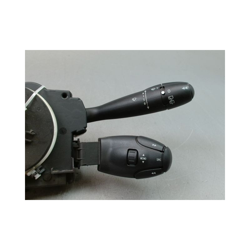 BLOC COMMODOS PEUGEOT 206 + 2009-2013