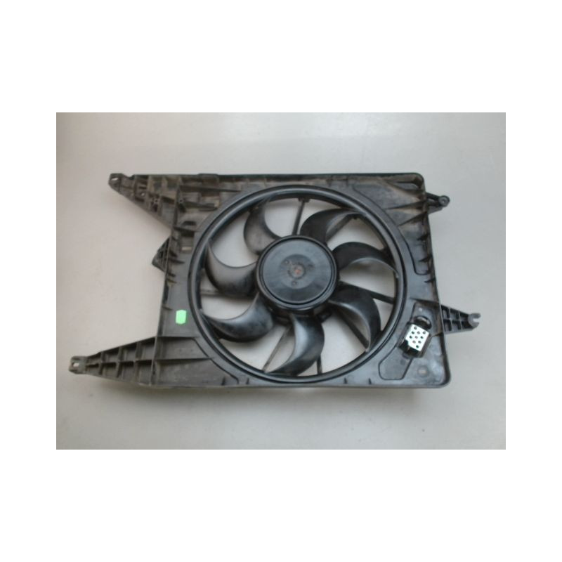 MOTEUR VENTILATEUR RADIATEUR DACIA SANDERO