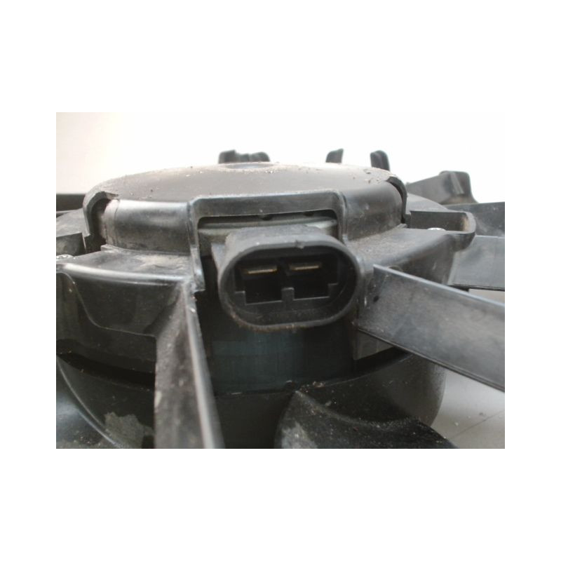 MOTEUR VENTILATEUR RADIATEUR DACIA SANDERO