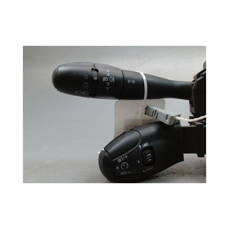 BLOC COMMODOS PEUGEOT 206 + 2009-2013