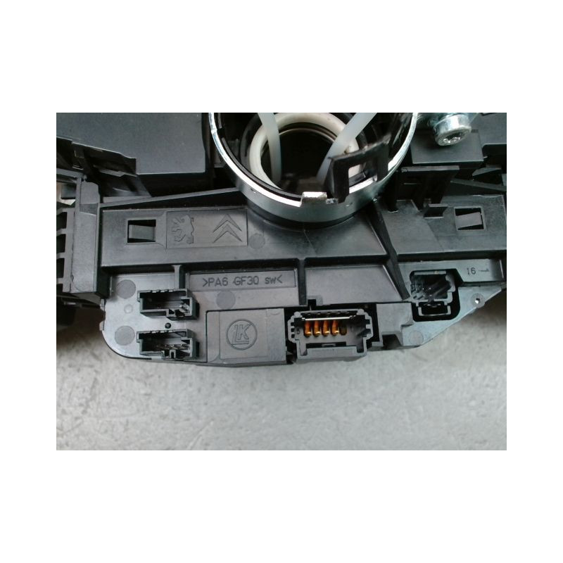 BLOC COMMODOS PEUGEOT 5008 MONOSP. I Phase 1 2009-2013