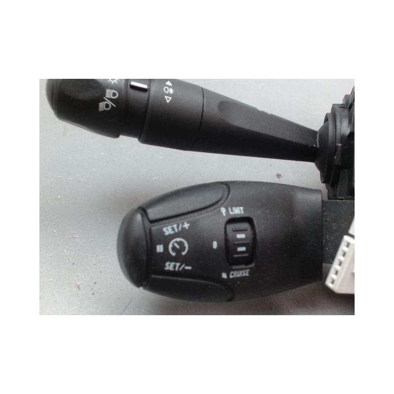 BLOC COMMODOS PEUGEOT 208 Phase 1 2012-...