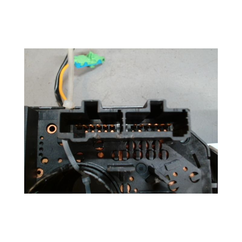 BLOC COMMODOS FIAT PUNTO 2003-