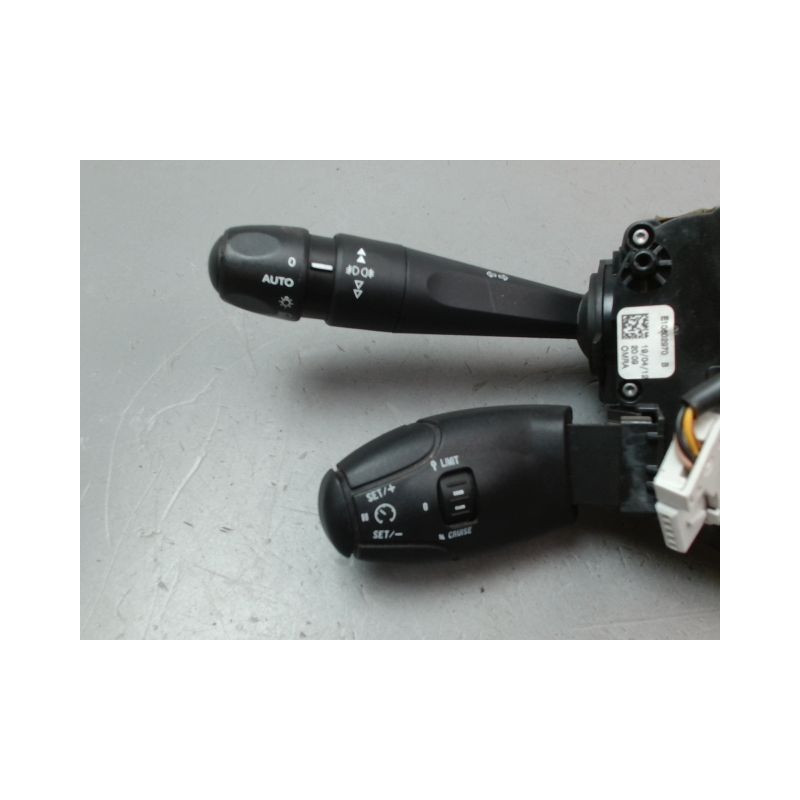 BLOC COMMODOS PEUGEOT 208 Phase 1 2012-...