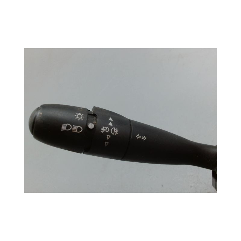 BLOC COMMODOS PEUGEOT 206 + 2009-2013