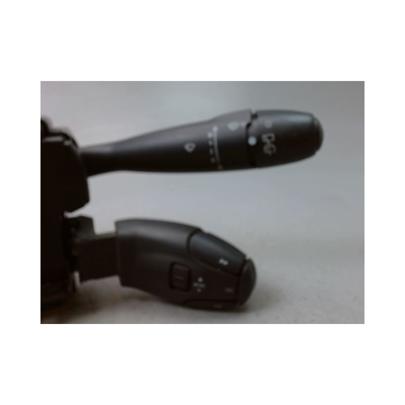 BLOC COMMODOS PEUGEOT 206 + 2009-2013