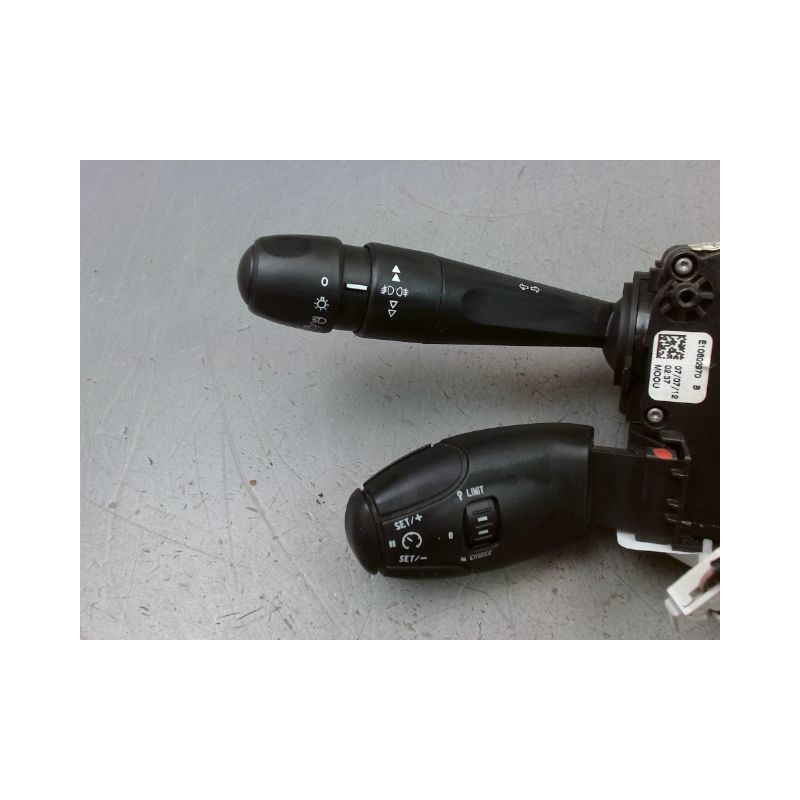 BLOC COMMODOS PEUGEOT 208 Phase 1 2012-...