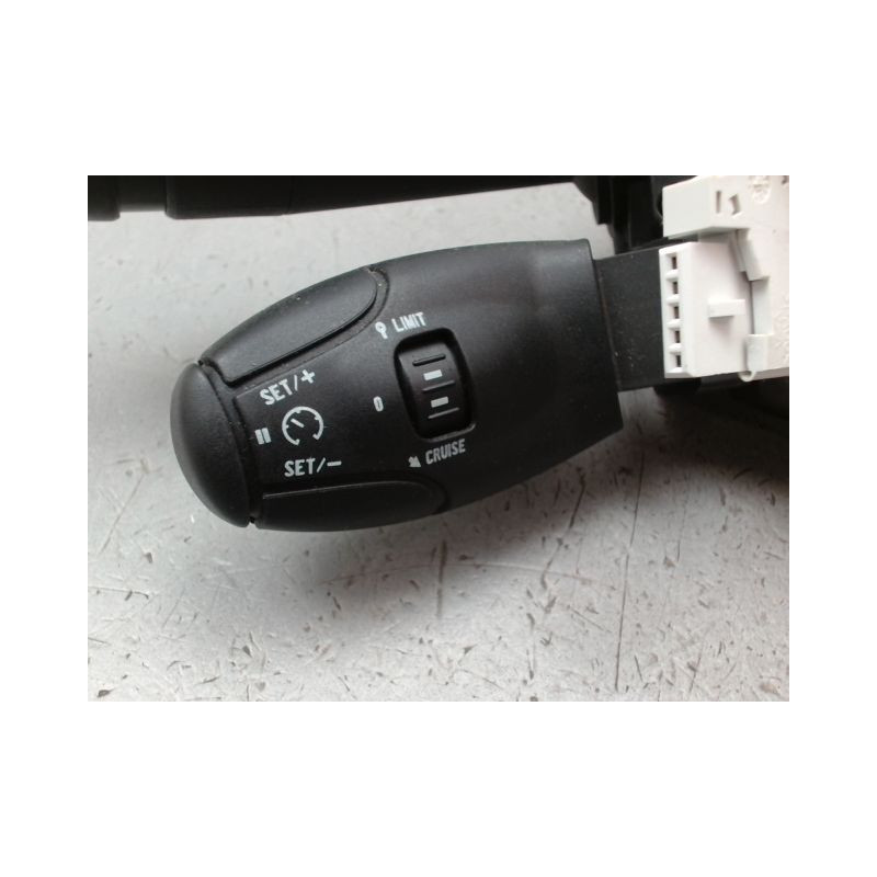 BLOC COMMODOS PEUGEOT 208 Phase 1 2012-...