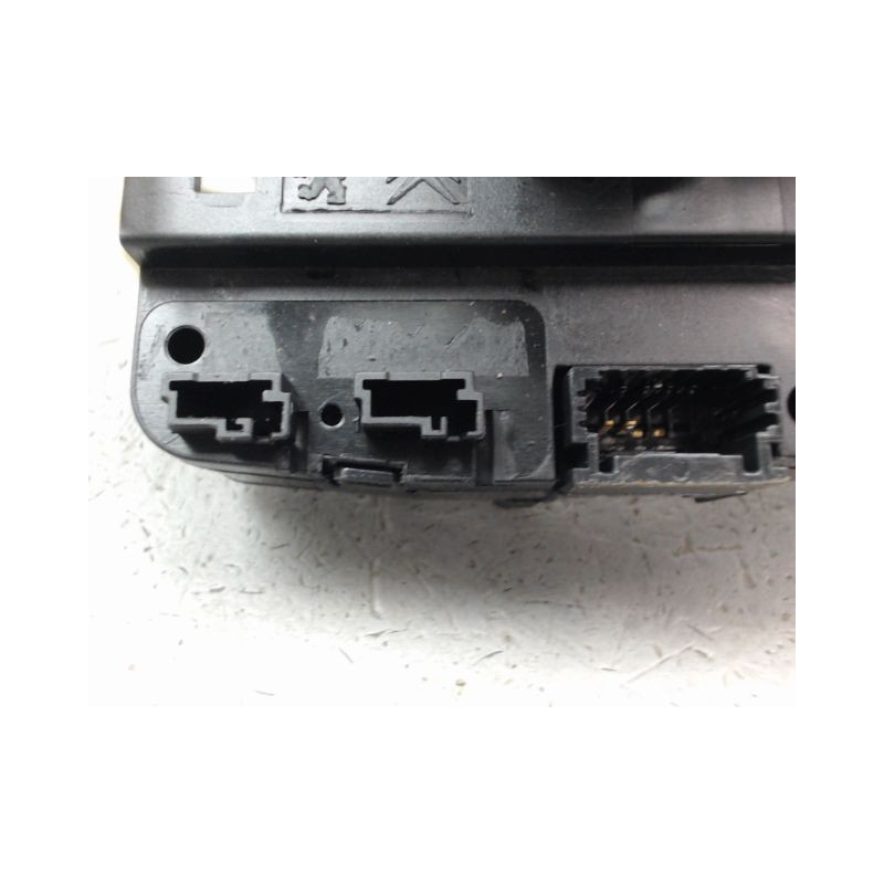 BLOC COMMODOS PEUGEOT 208 Phase 1 2012-...