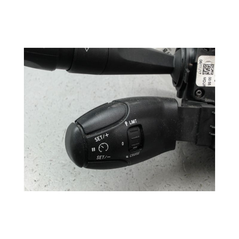 BLOC COMMODOS PEUGEOT 208 Phase 1 2012-...