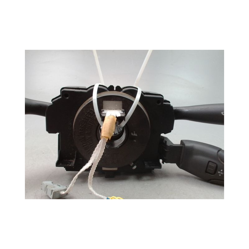 BLOC COMMODOS PEUGEOT 206 + 2009-2013