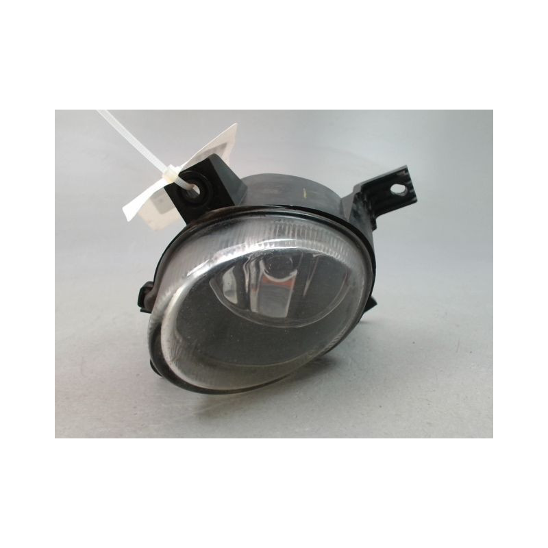 PHARE ANTIBROUILLARD AVANT GAUCHE AUDI A4 BERL. II Phase 2 2004-2008