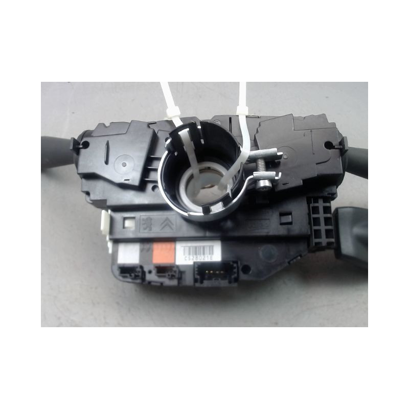 BLOC COMMODOS PEUGEOT 208 Phase 1 2012-...