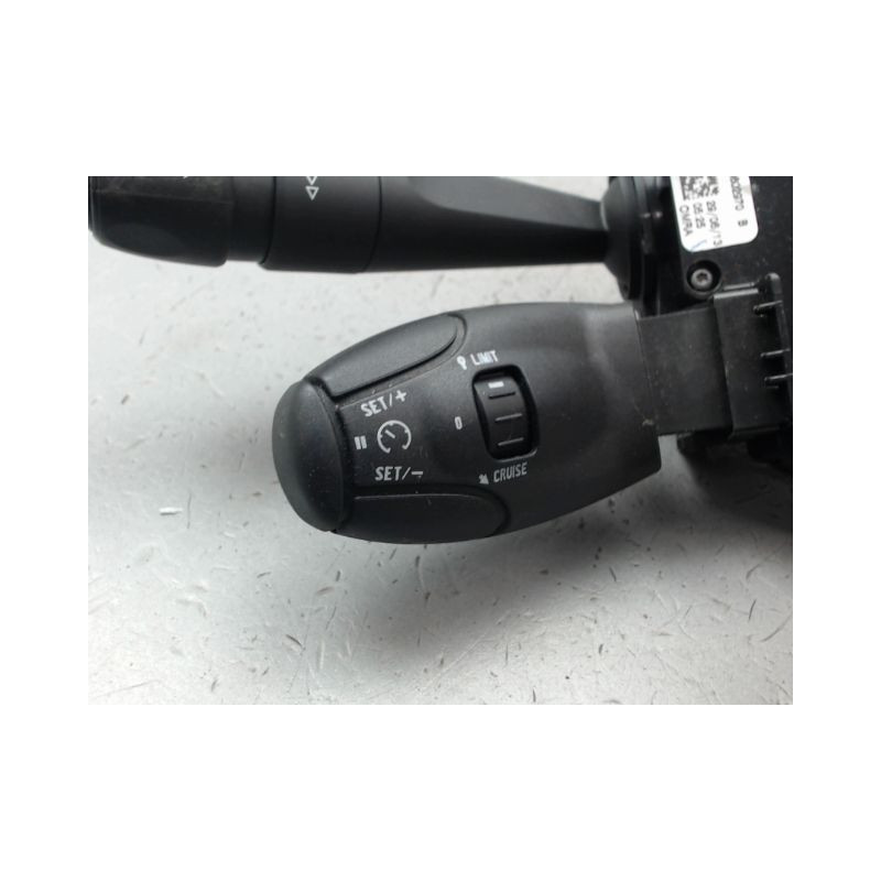 BLOC COMMODOS PEUGEOT 208