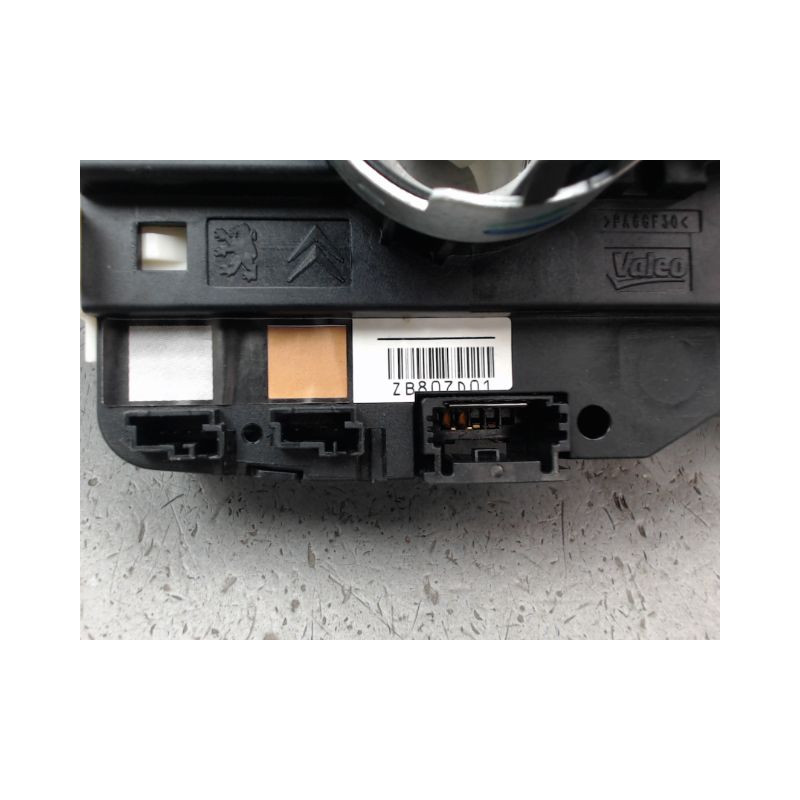 BLOC COMMODOS PEUGEOT 2008 Phase 1 2013-...