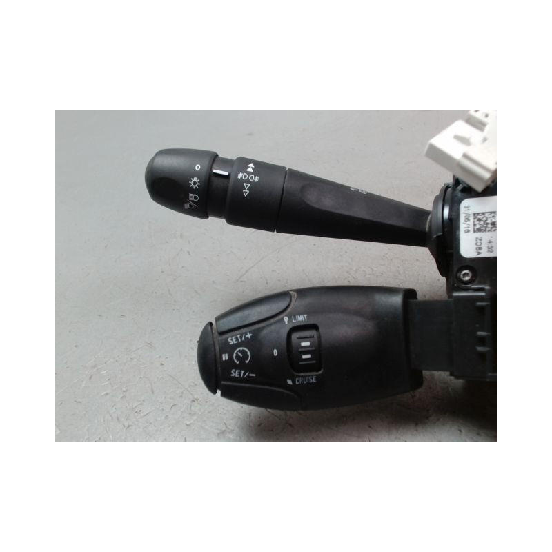 BLOC COMMODOS PEUGEOT 208 Phase 1 2012-...
