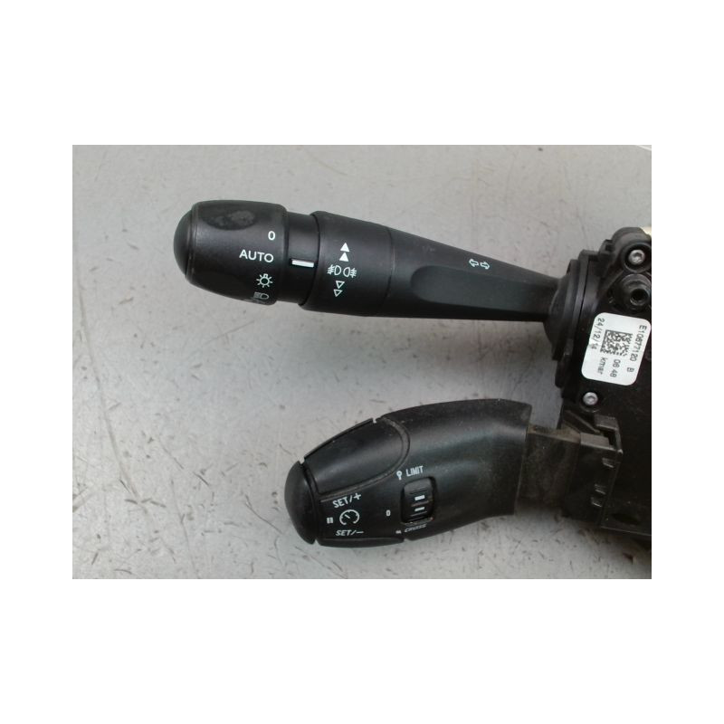 BLOC COMMODOS PEUGEOT 208
