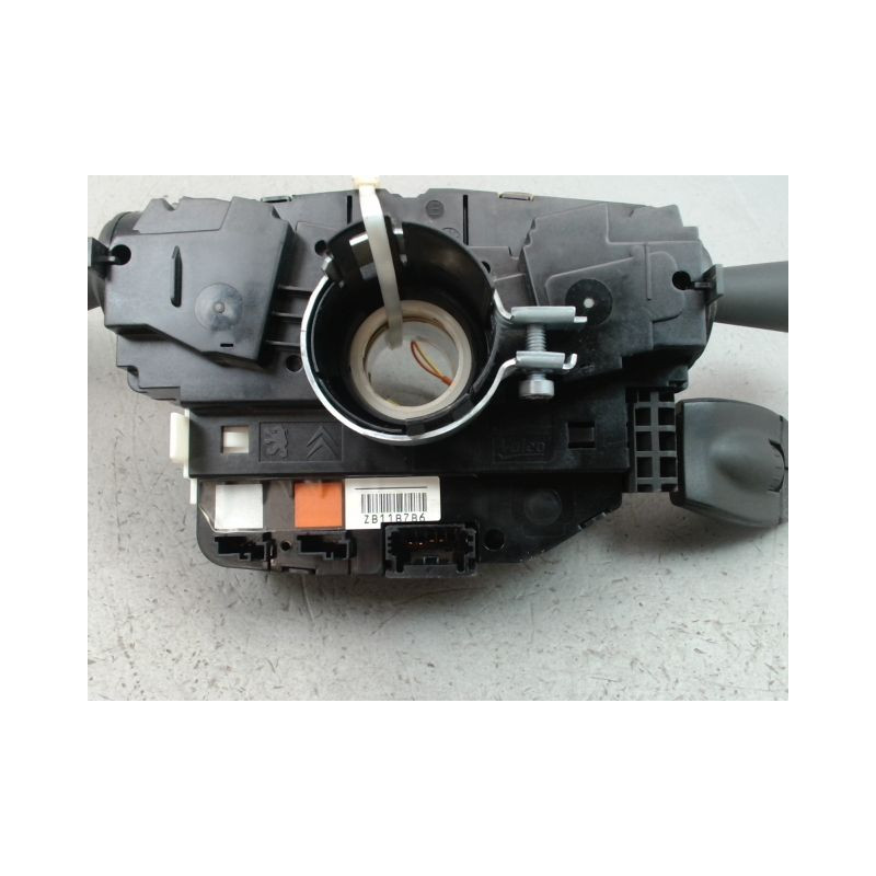 BLOC COMMODOS PEUGEOT 208