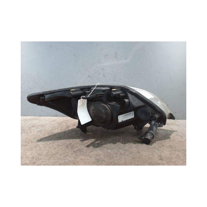 PHARE GAUCHE FORD KUGA