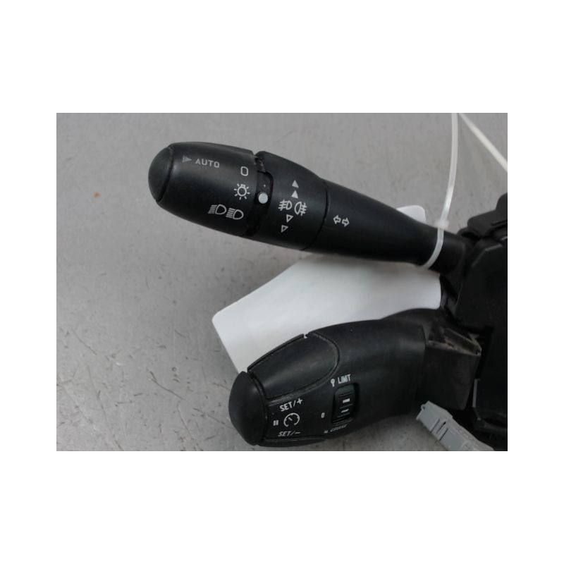 BLOC COMMODOS PEUGEOT 206 + 2009-2013