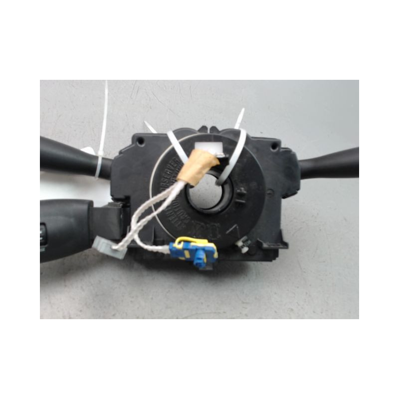 BLOC COMMODOS PEUGEOT 206 + 2009-2013