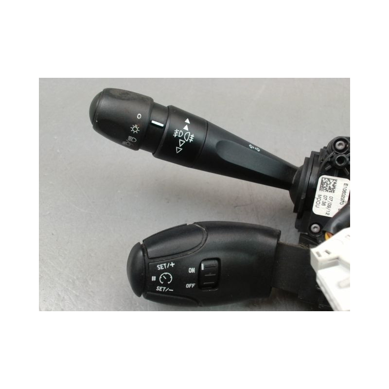 BLOC COMMODOS PEUGEOT 208 Phase 1 2012-...