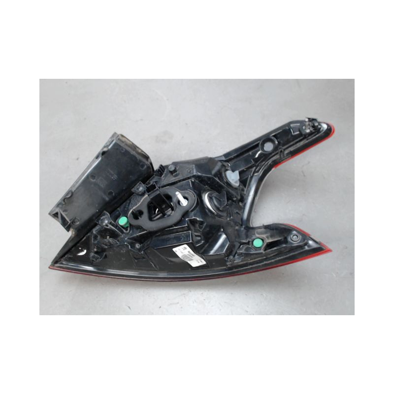 FEU ARRIERE GAUCHE  PEUGEOT 308
