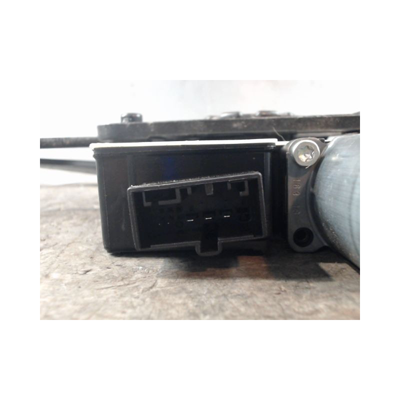 MECANISME+MOTEUR LEVE-GLACE ARRIERE GAUCHE SKODA FABIA 2007-