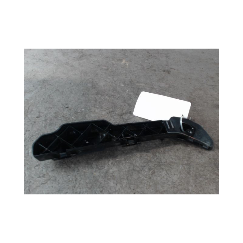 SUPPORT PARE-CHOC AVG KIA CARENS 2002-