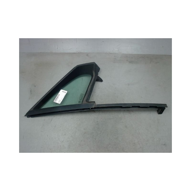 GLACE FIXE PORTE AVD PEUGEOT 208