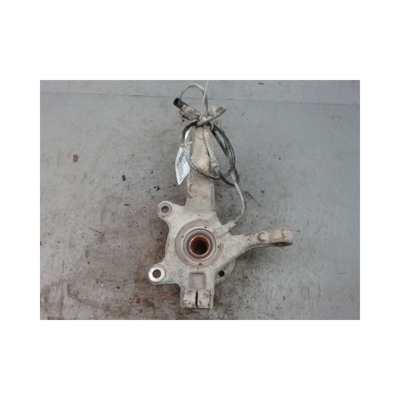 PIVOT AVANT DROIT NISSAN MICRA 2005-2007