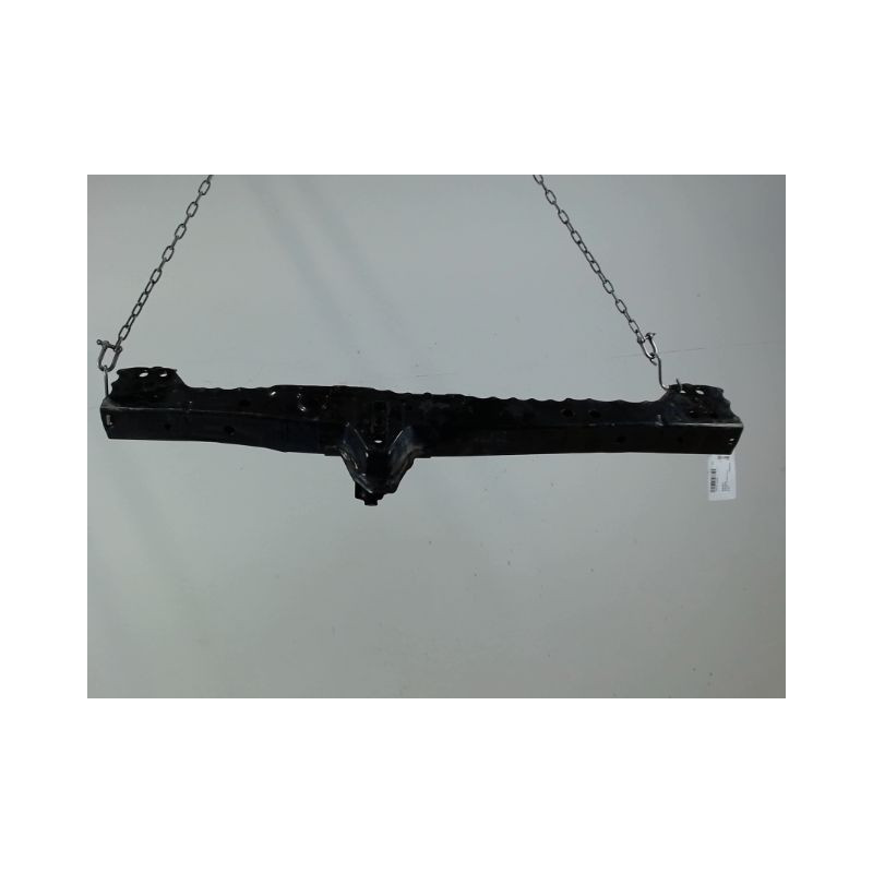 TRAVERSE INFERIEURE ARMATURE AVANT TOYOTA AURIS