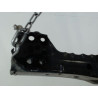 TRAVERSE INFERIEURE ARMATURE AVANT TOYOTA AURIS