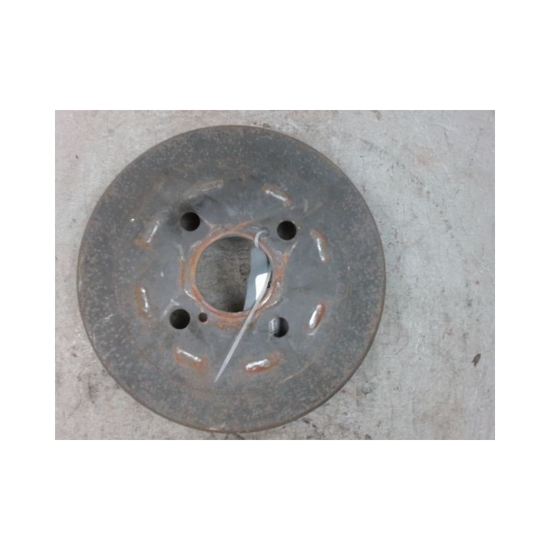 TAMBOUR ARRIERE GAUCHE TOYOTA YARIS -2003