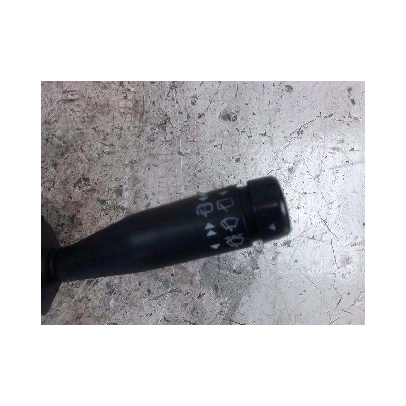 BLOC COMMODOS FORD ESCORT CLIPPER 93-95