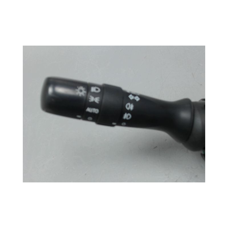 BLOC COMMODOS TOYOTA VERSO 2010-