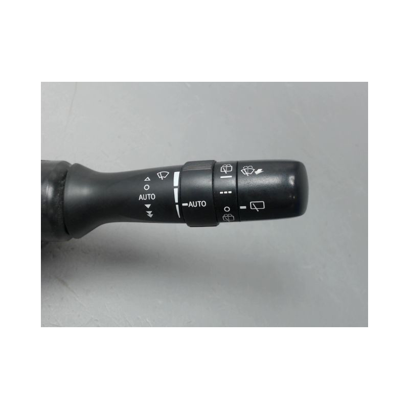 BLOC COMMODOS TOYOTA VERSO 2010-