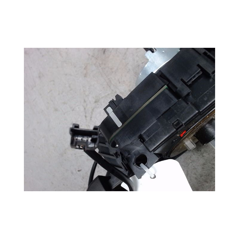 BLOC COMMODOS PEUGEOT 5008 2009-