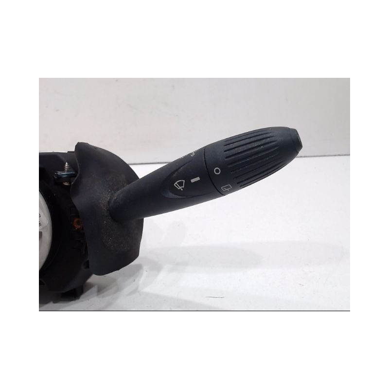 BLOC COMMODOS FORD KA