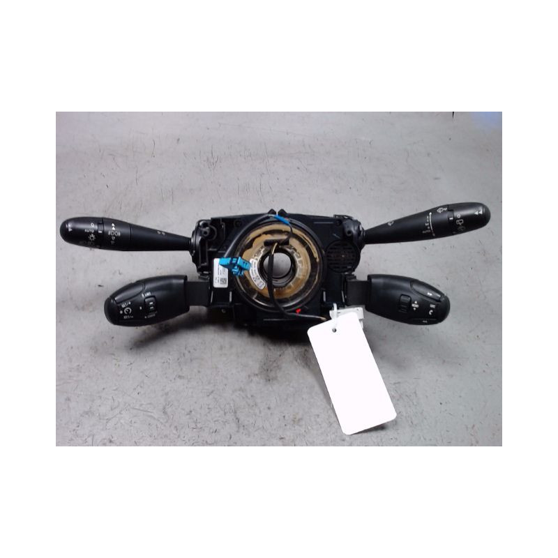 BLOC COMMODOS PEUGEOT 5008 2009-