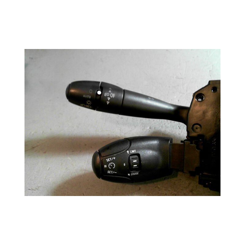 BLOC COMMODOS PEUGEOT 308 2007-