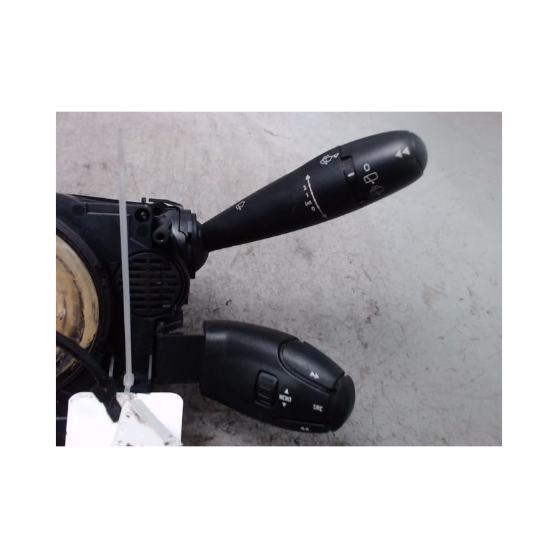 BLOC COMMODOS PEUGEOT 5008 2009-