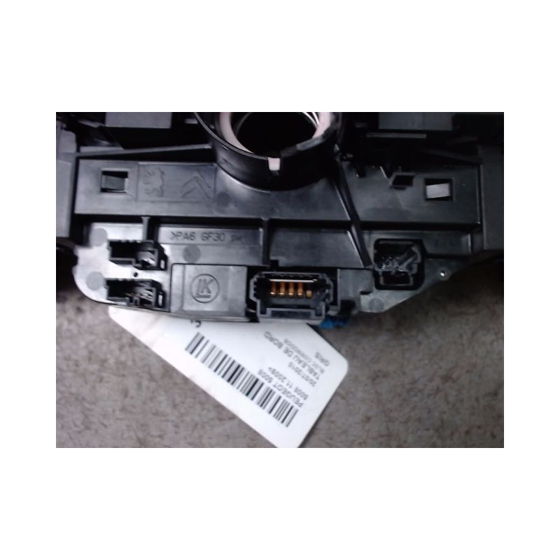 BLOC COMMODOS PEUGEOT 5008 2009-