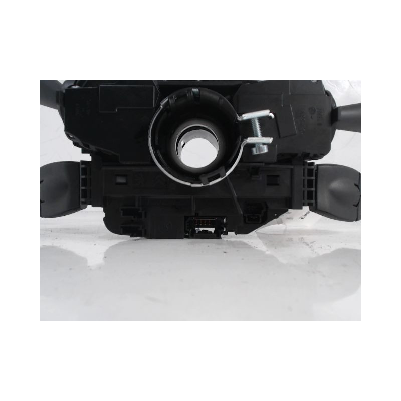 BLOC COMMODOS PEUGEOT 5008 2009-