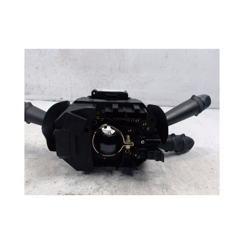 BLOC COMMODOS ALFA ROMEO 147 2004-