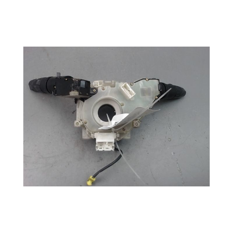 BLOC COMMODOS NISSAN MICRA III Phase 1 2003-2005